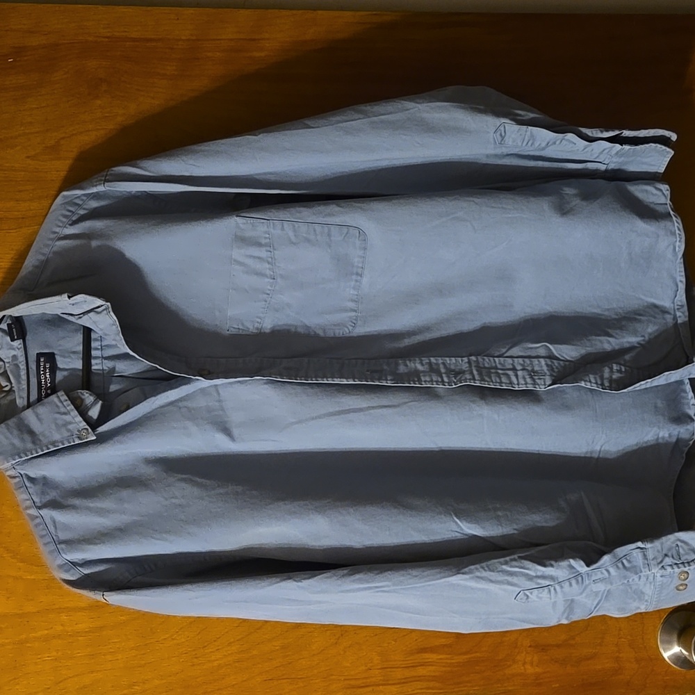 Mens Medium Denim Style Buttondown Shirt-C